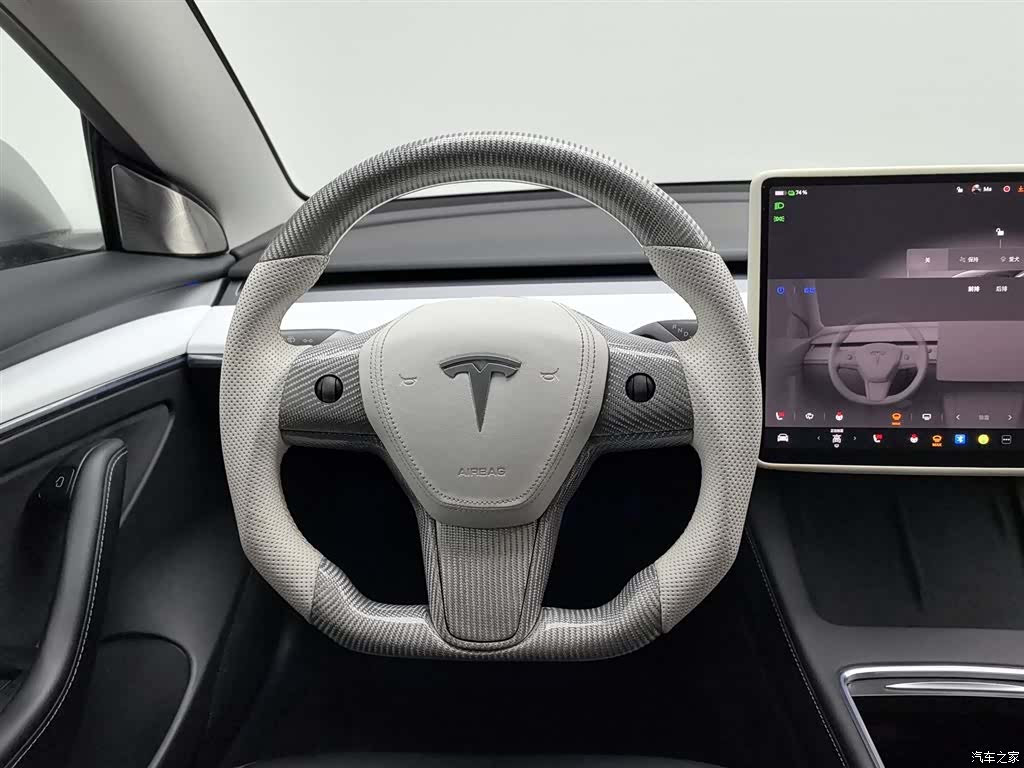 Tesla Model 3, 2023 11