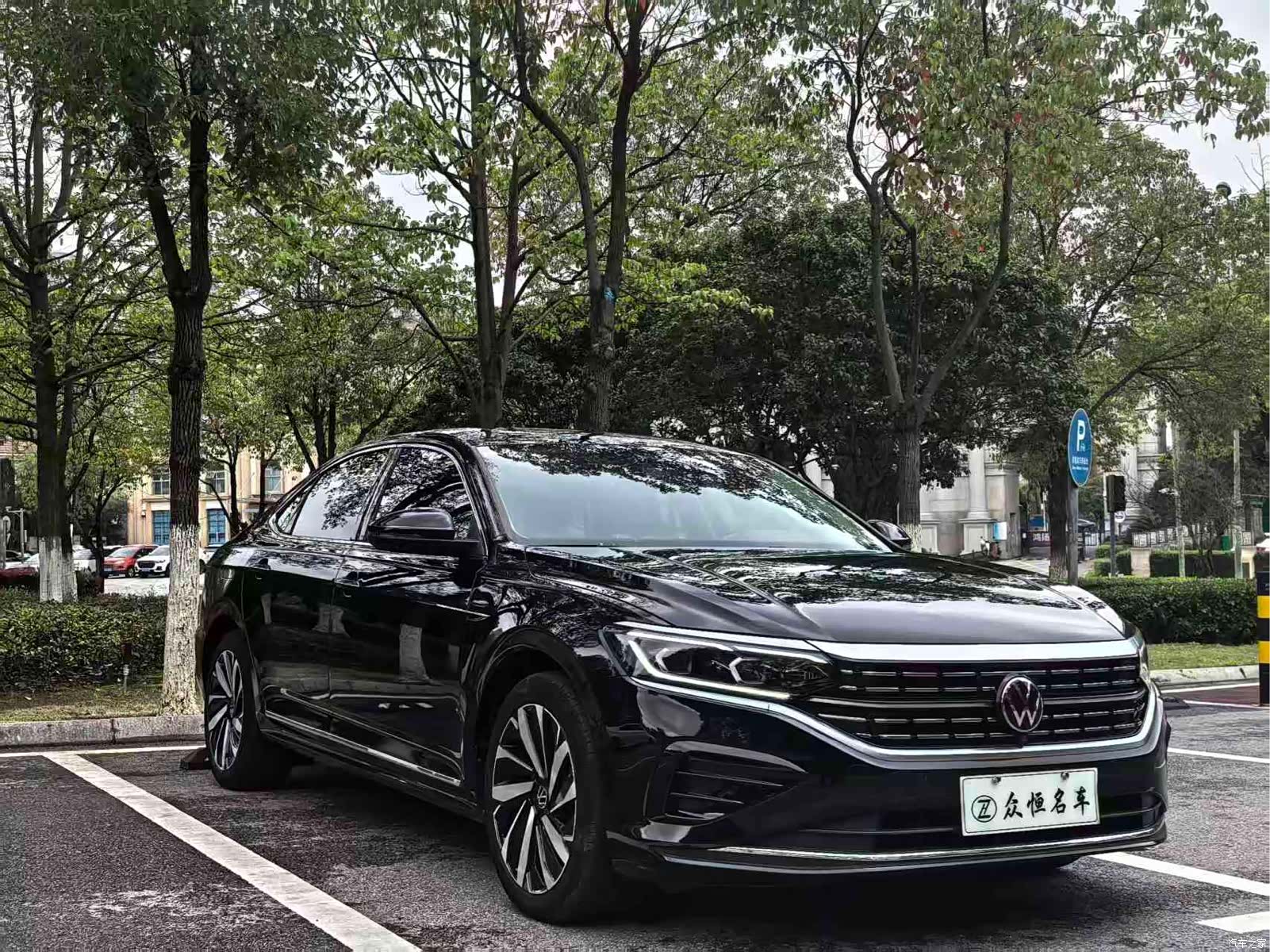 Volkswagen Passat, 2022 3