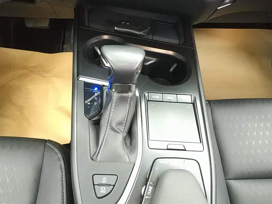 Lexus UX Lexus UX
