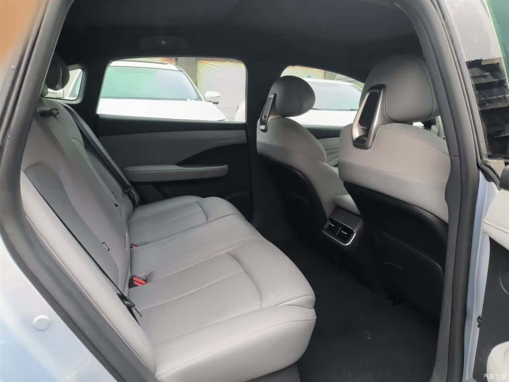 Nissan N7, 2025 8