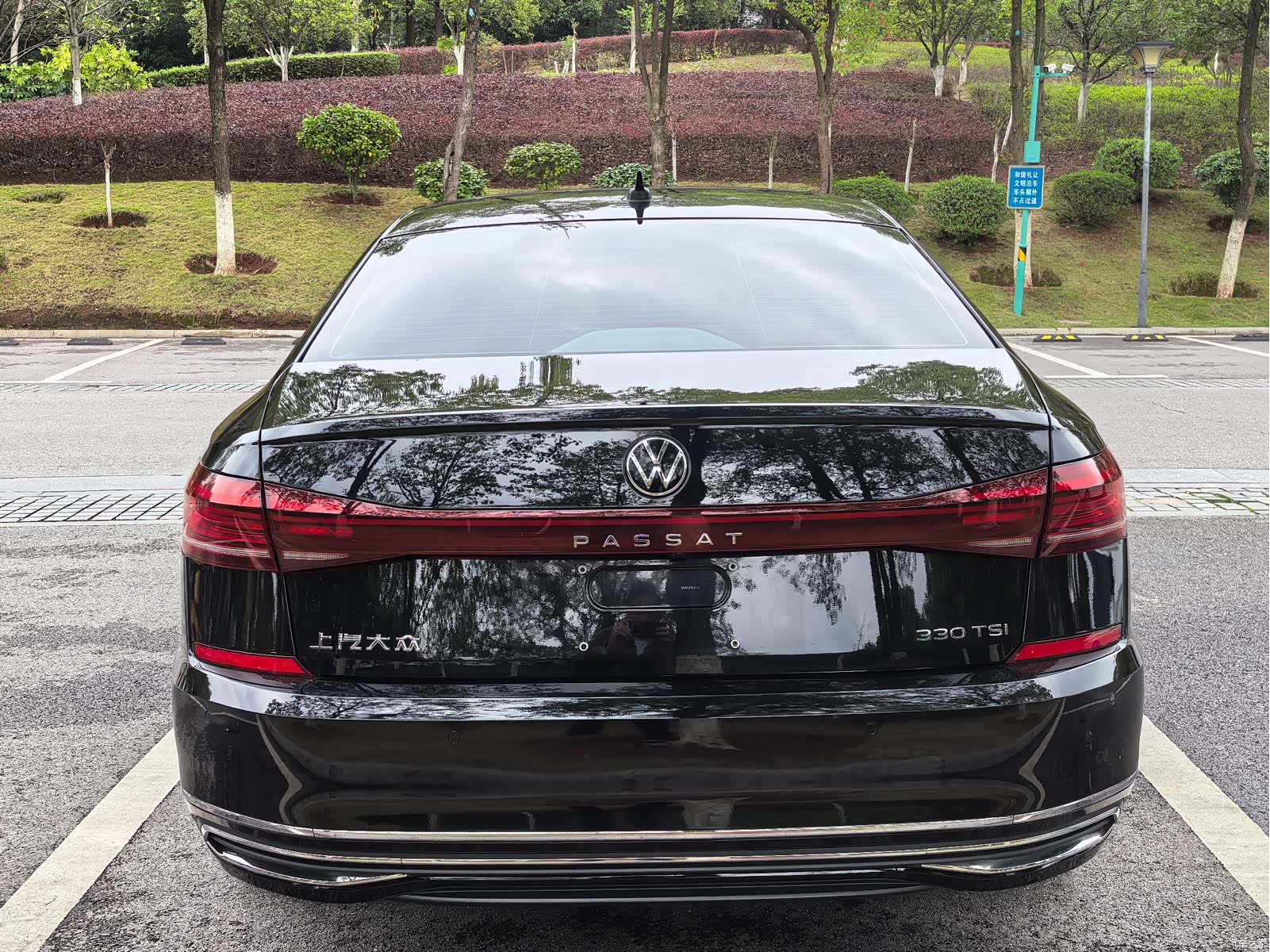 Volkswagen Passat, 2022 все фото
