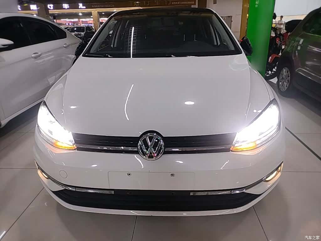Volkswagen Golf, 2018 3