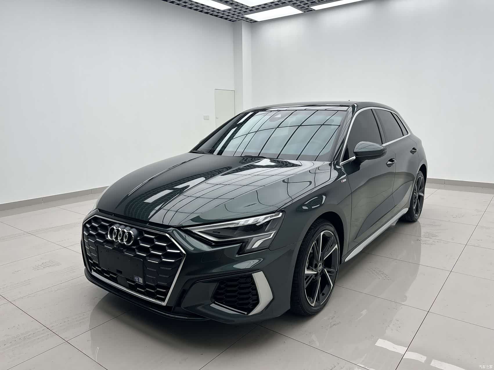 Audi A3, 2023 1