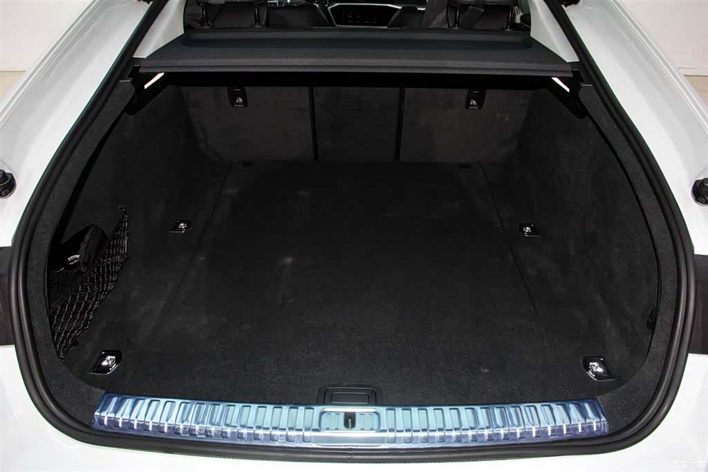 Audi A7, 2025 27