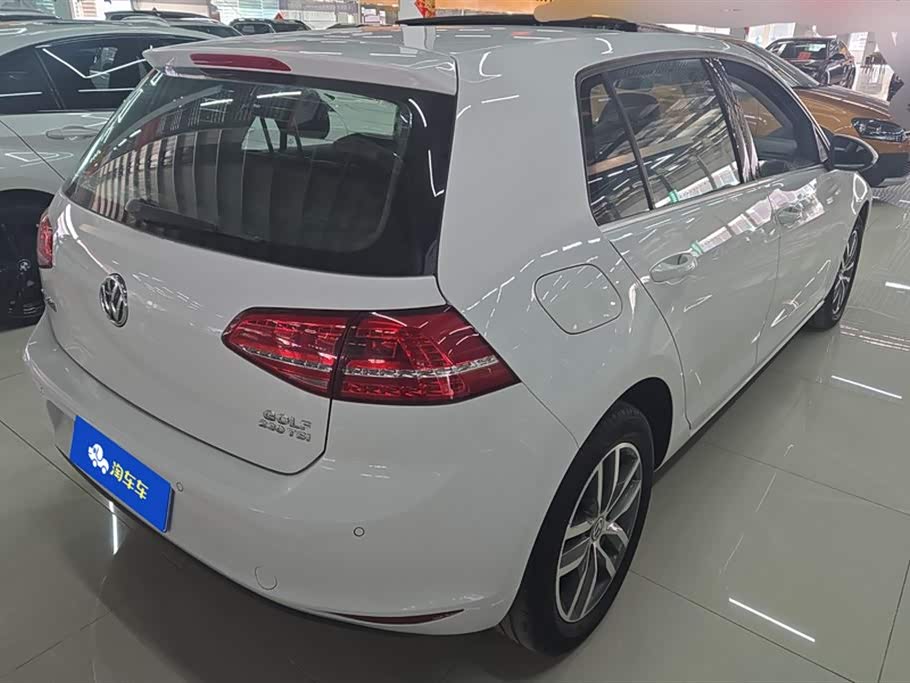 Volkswagen golf