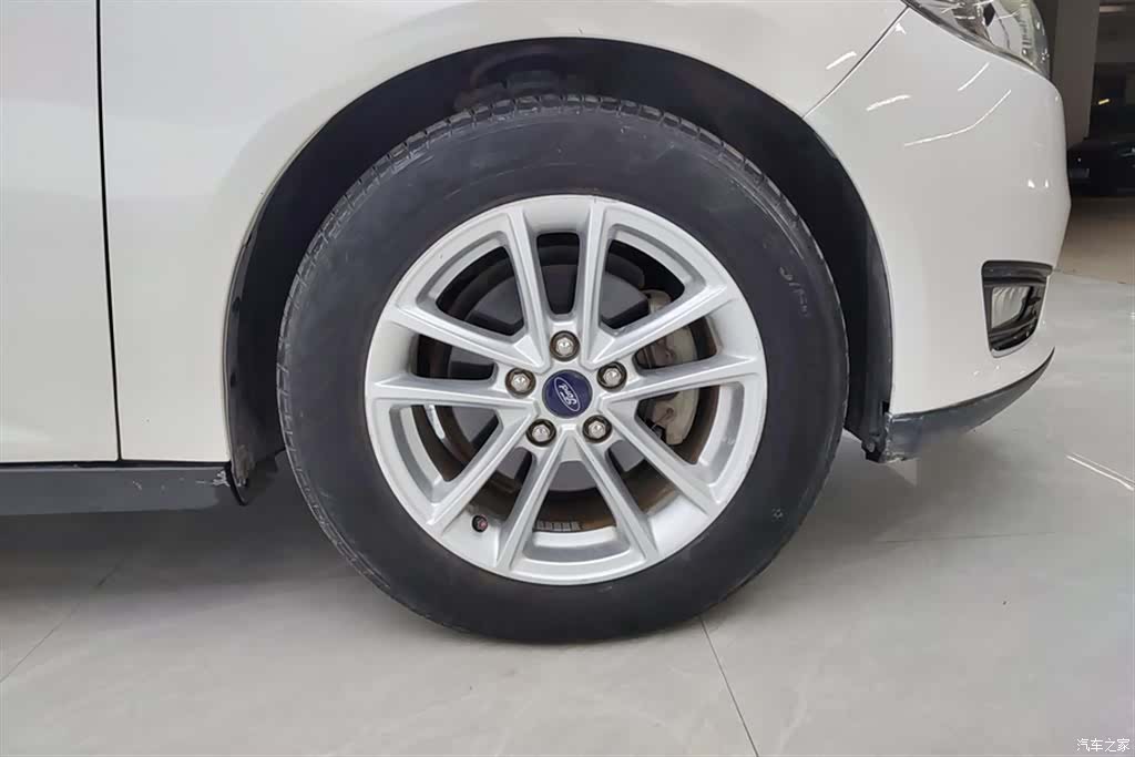 Ford Focus, 2016 6