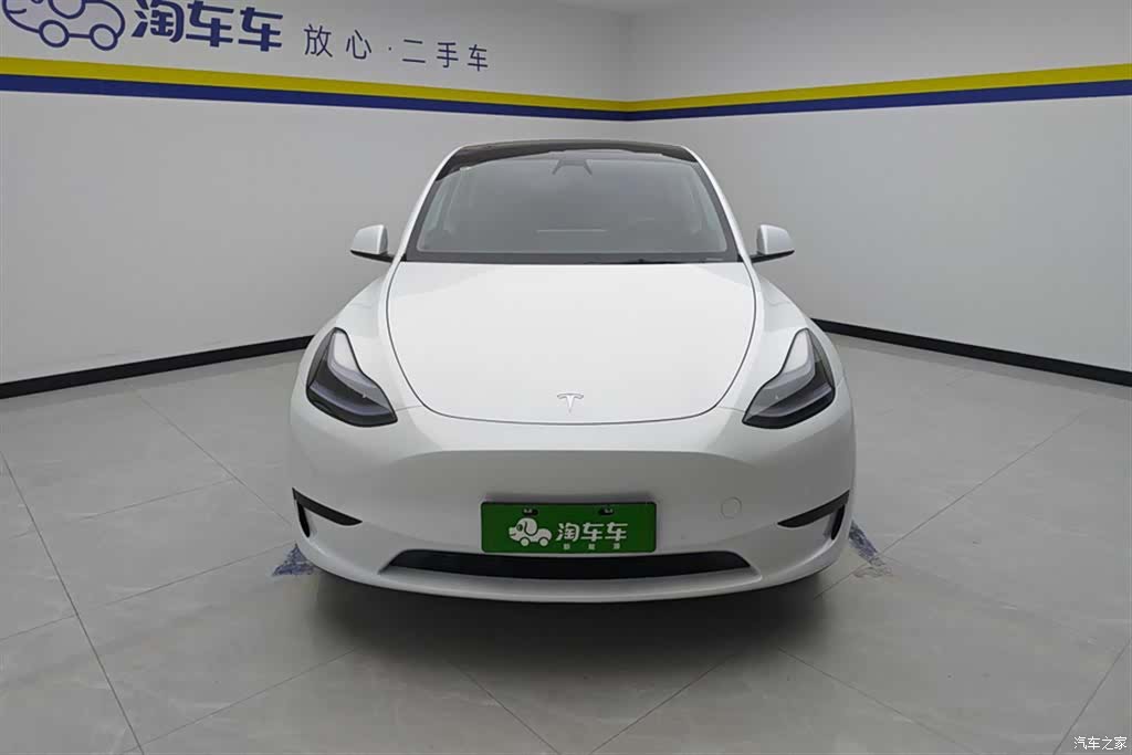 Tesla Model Y, 2022 2
