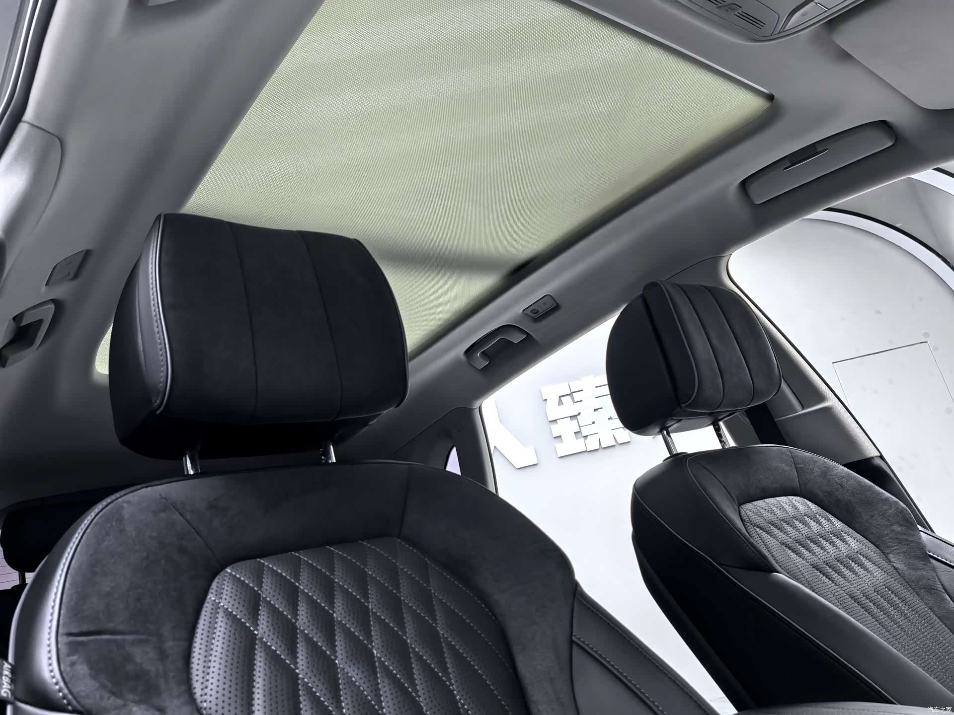 Hongqi HS5, 2022 7