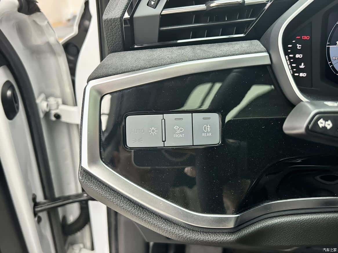 Audi Q3, 2022 17