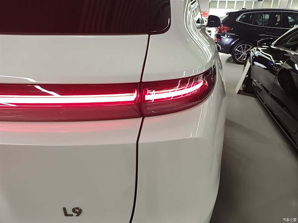 Li Auto L9, 2025 8