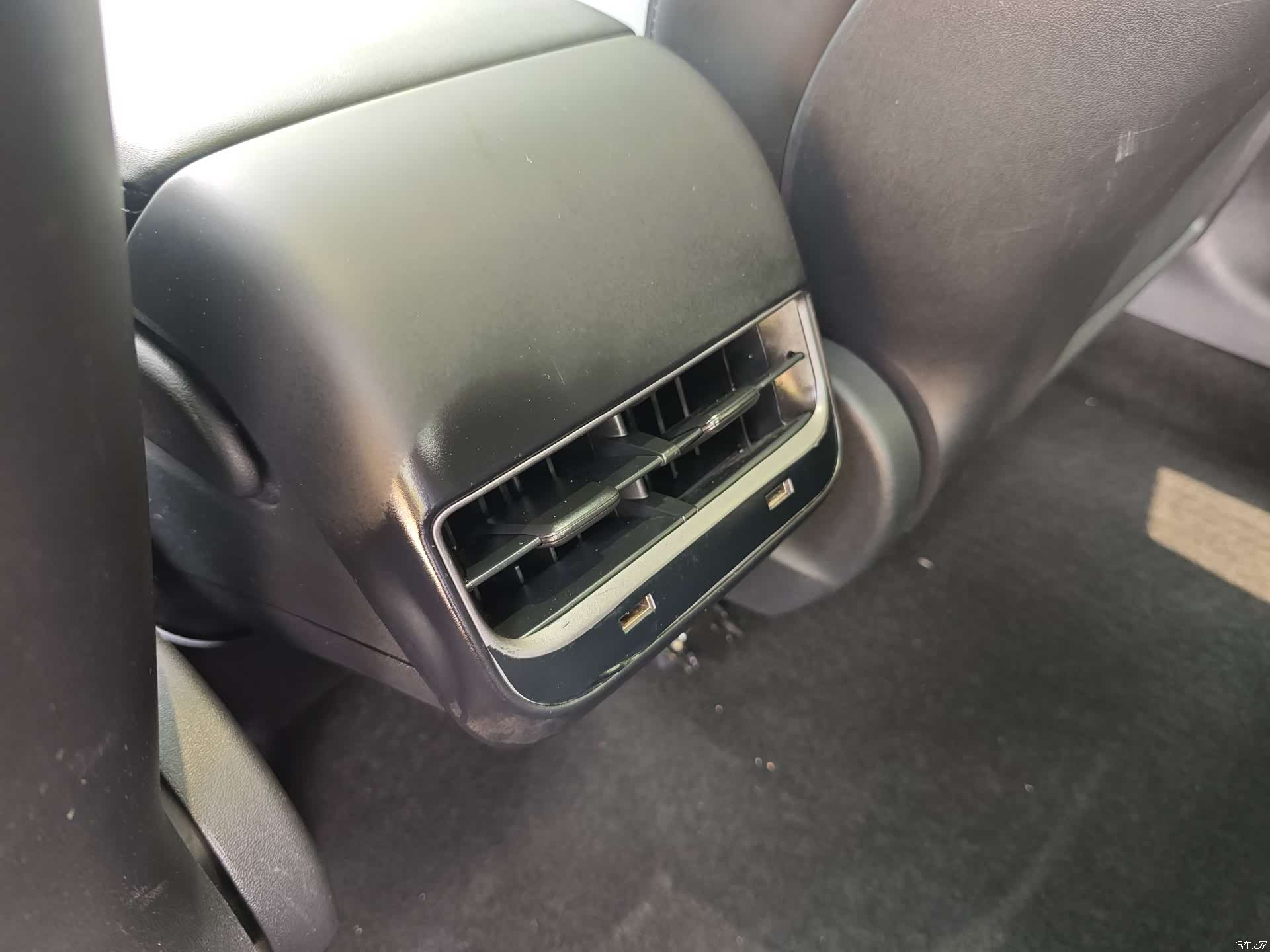 Tesla Model 3, 2020 15