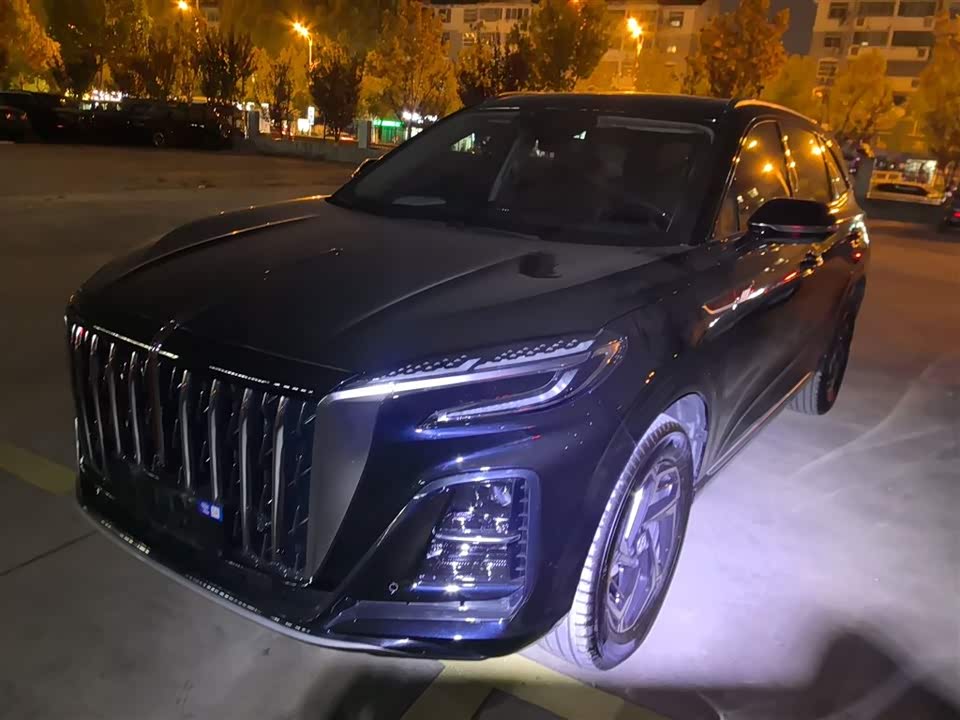 Hongqi HS3