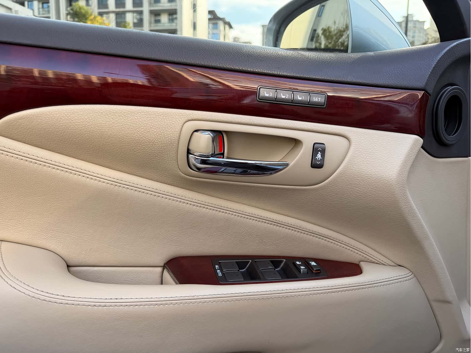 Lexus LS, 2007 14