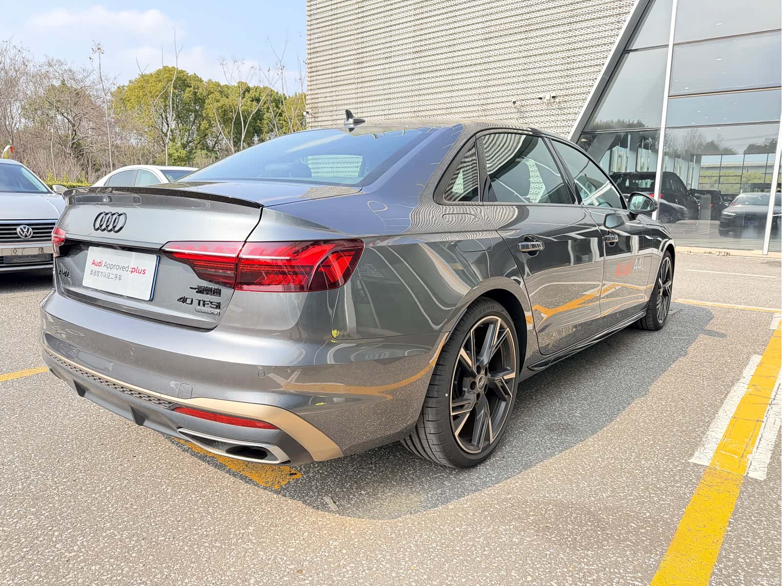 Audi A4L, 2024 14