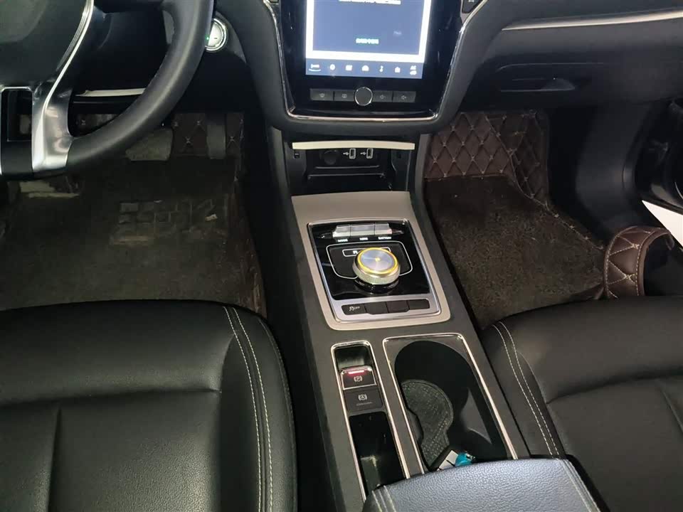 Roewe i6
