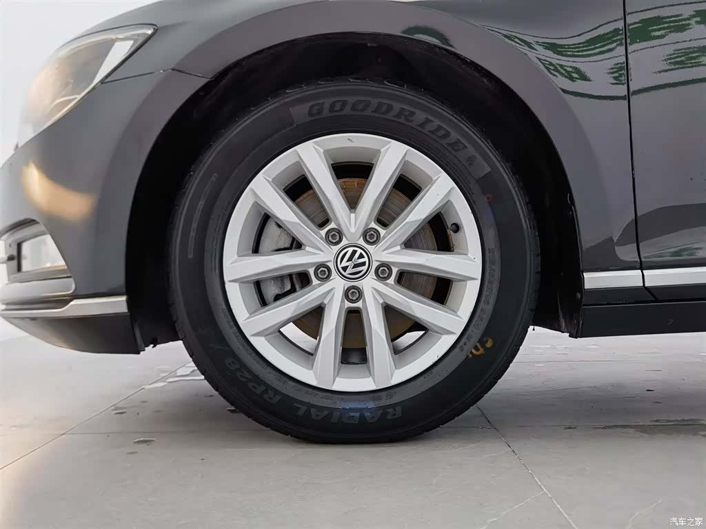 Volkswagen Magotan, 2019 17
