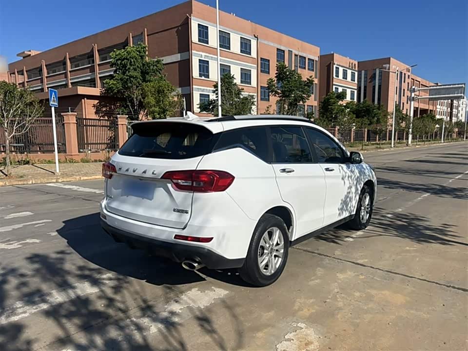 Haval M6