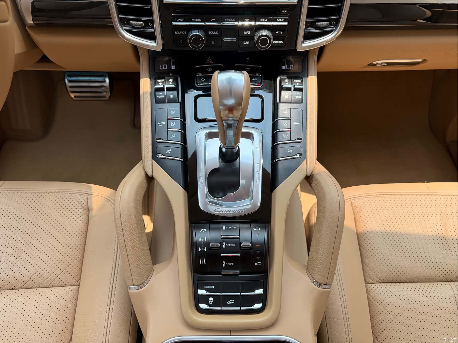Porsche Cayenne, 2012 19