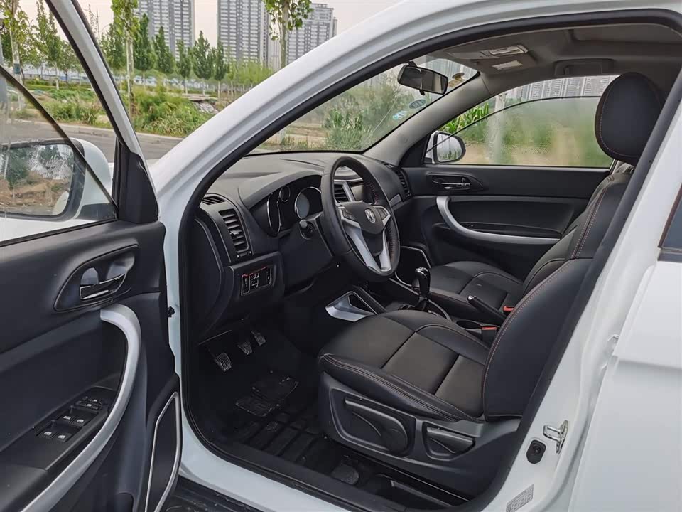 Changan CS35