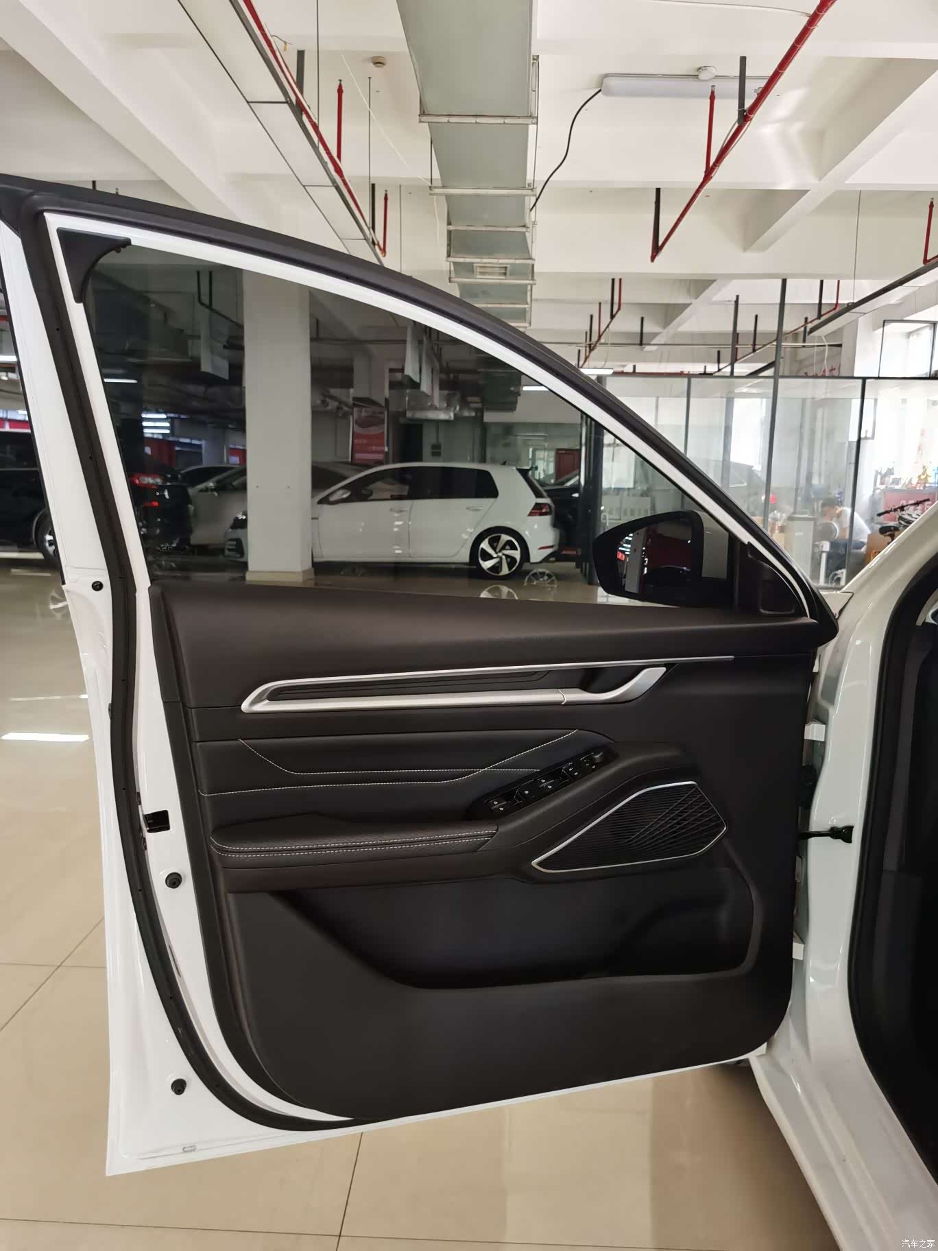 Geely Emgrand, 2023 7