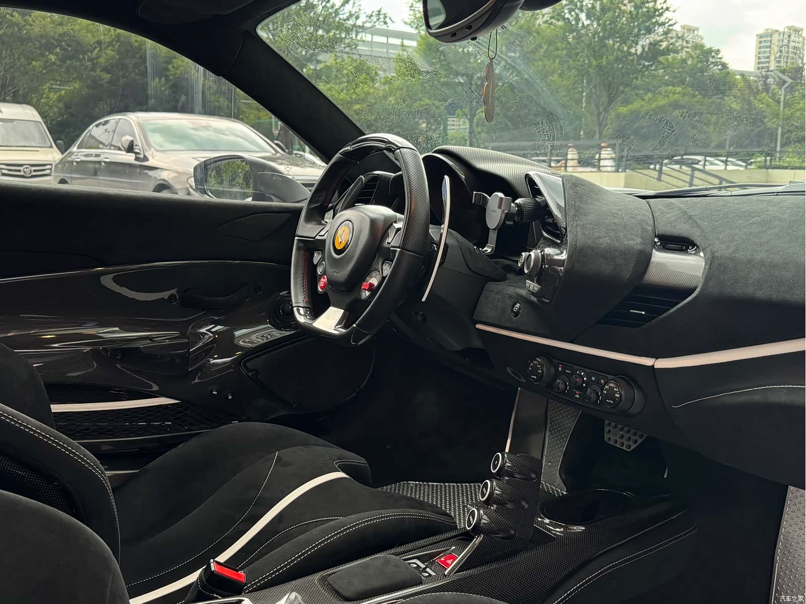 Ferrari 488, 2018 18