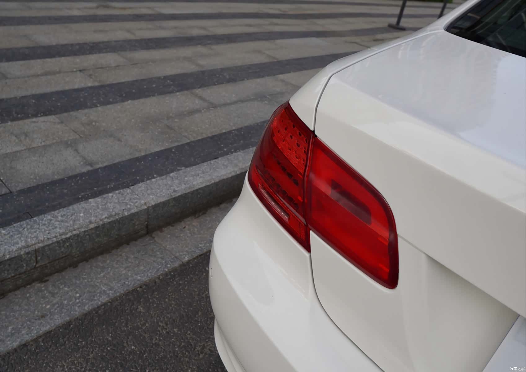 BMW 3 Series, 2013 24