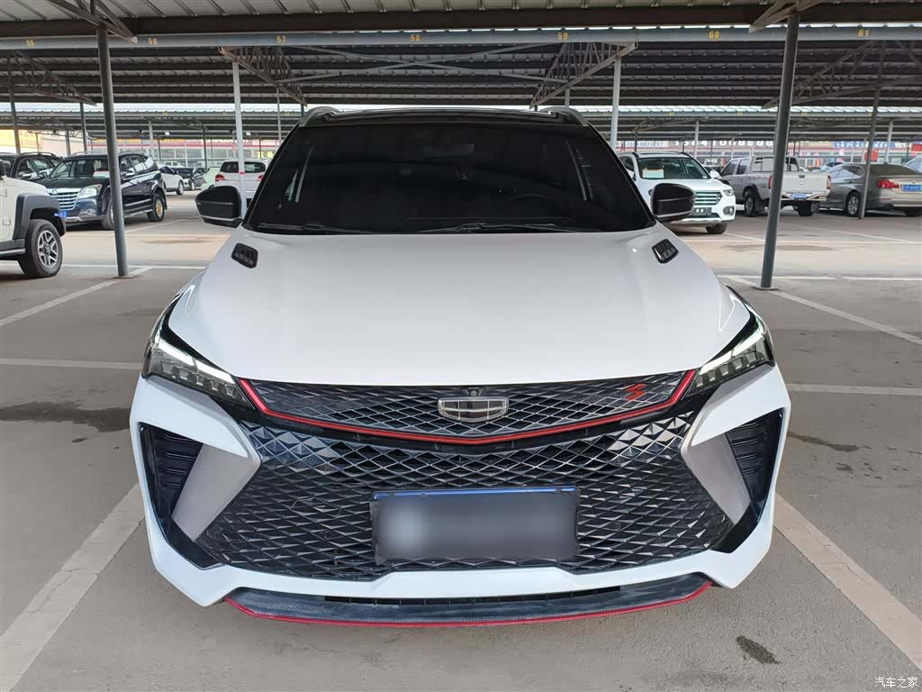 Geely Coolray, 2023 3
