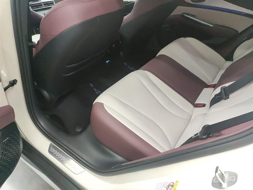 BYD Seal 07 DM-i BYD Seal 07 DM-i
