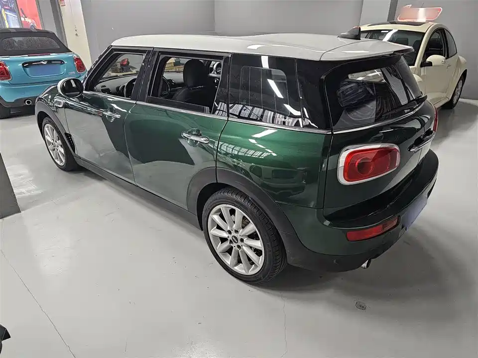 MINI CLUBMAN