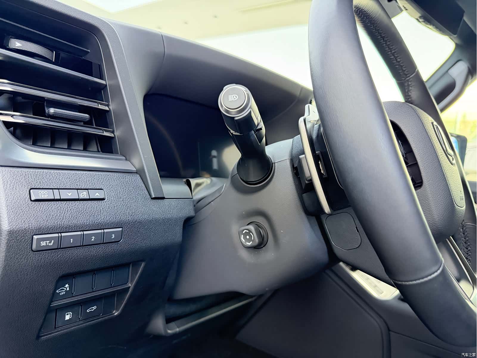 Lexus GX, 2025 18