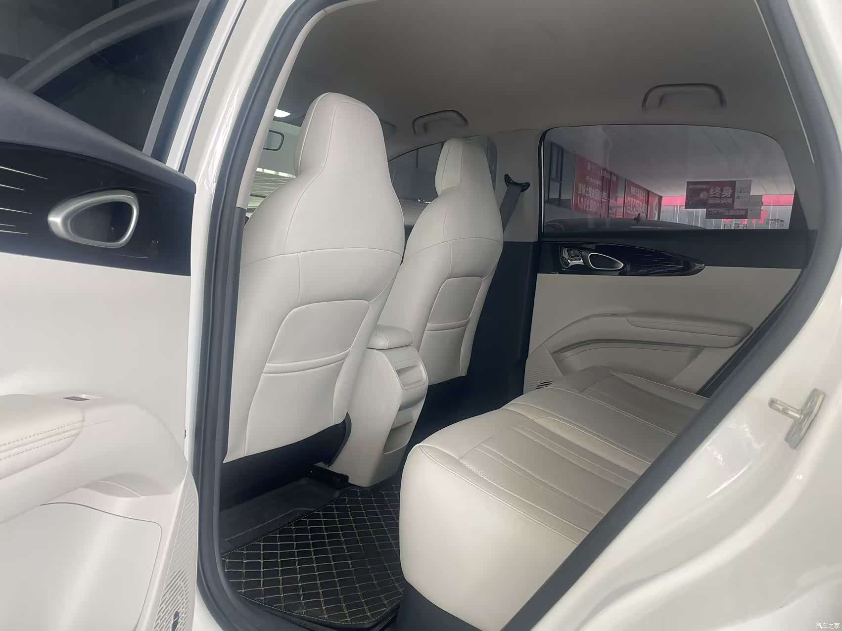 Geely Xingyuan, 2025 все фото