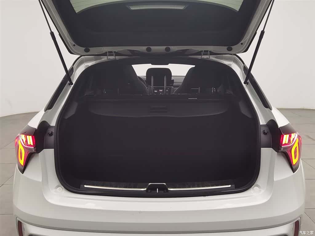 Lynk & Co 02, 2022 16
