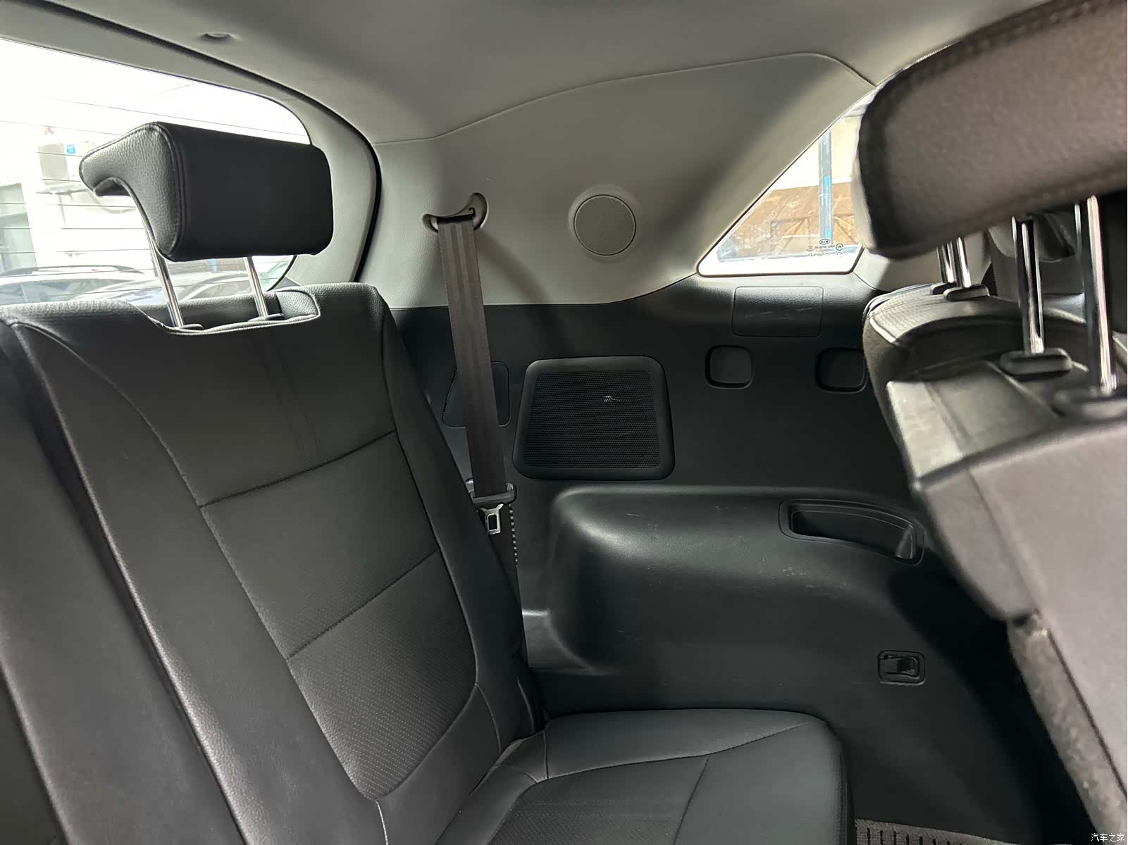 Kia 7, 2014 36