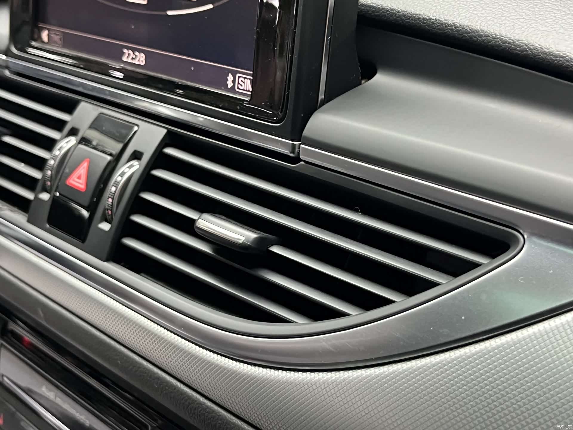 Audi A6L, 2016 23