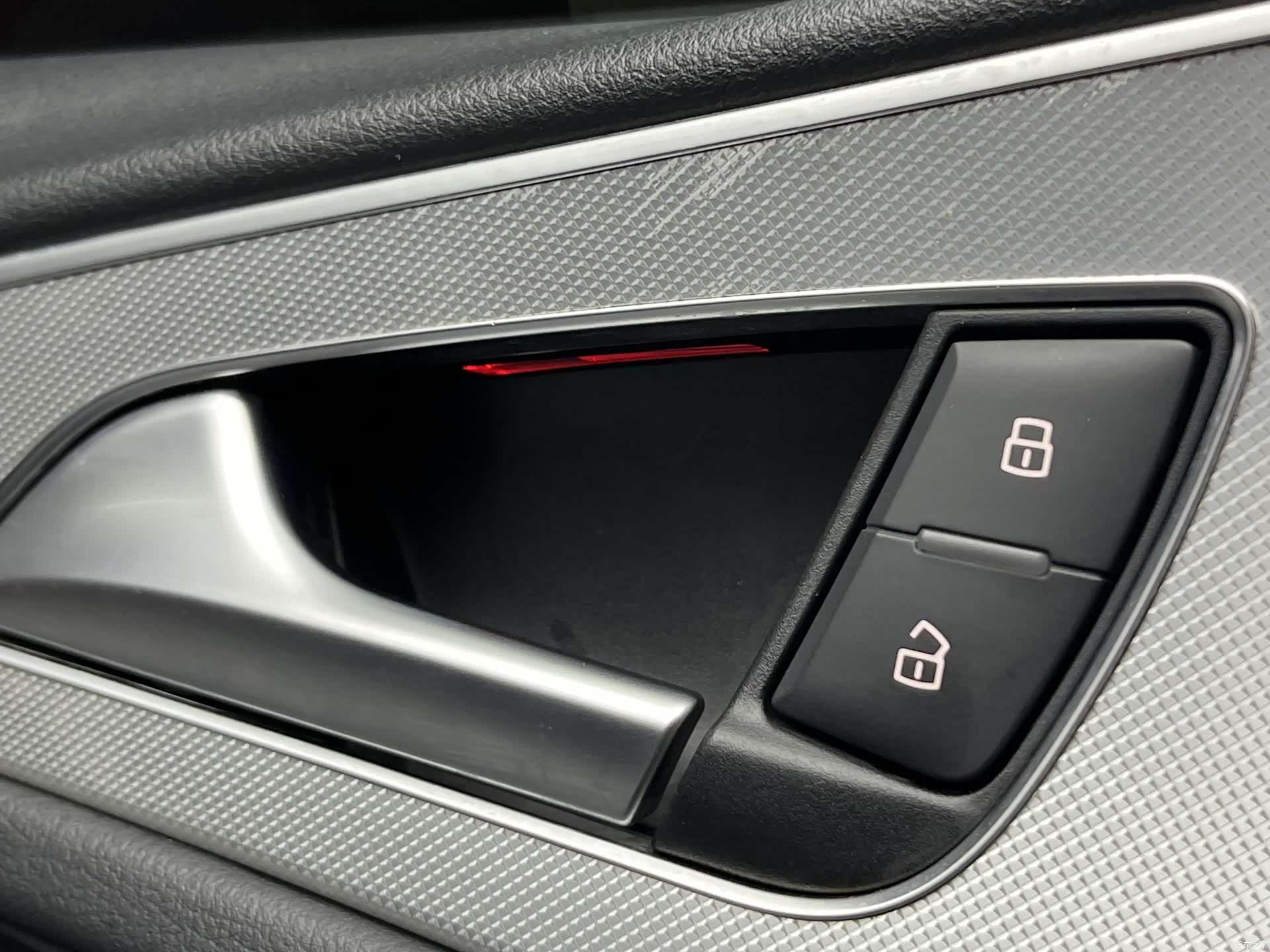 Audi A6L, 2016 19