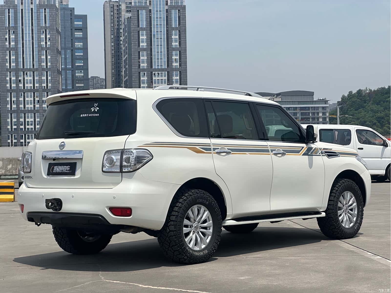 Nissan Patrol, 2020 4