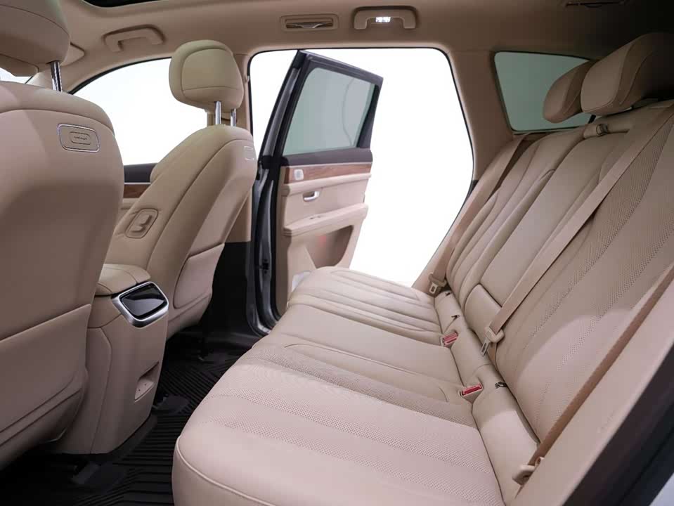 AITO Ask the world M7