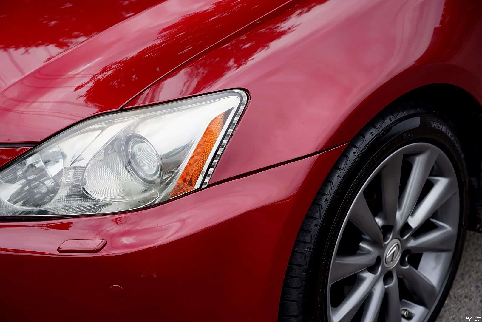 Lexus IS, 2010 4