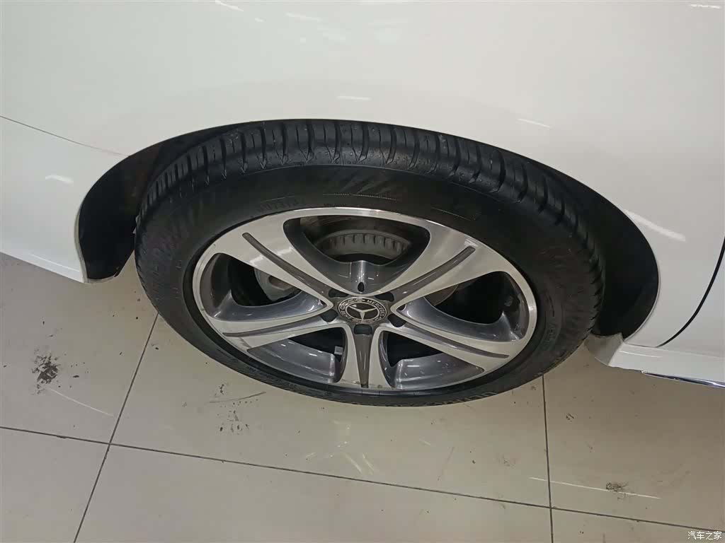 Mercedes-Benz E-Class, 2019 22