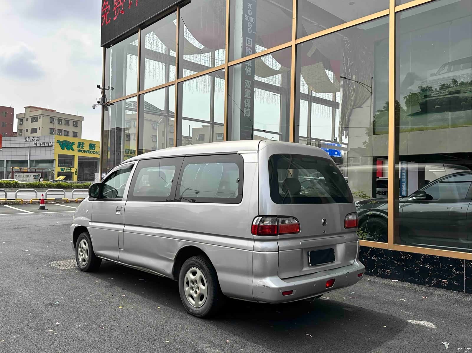 DongFeng G63, 2009 6