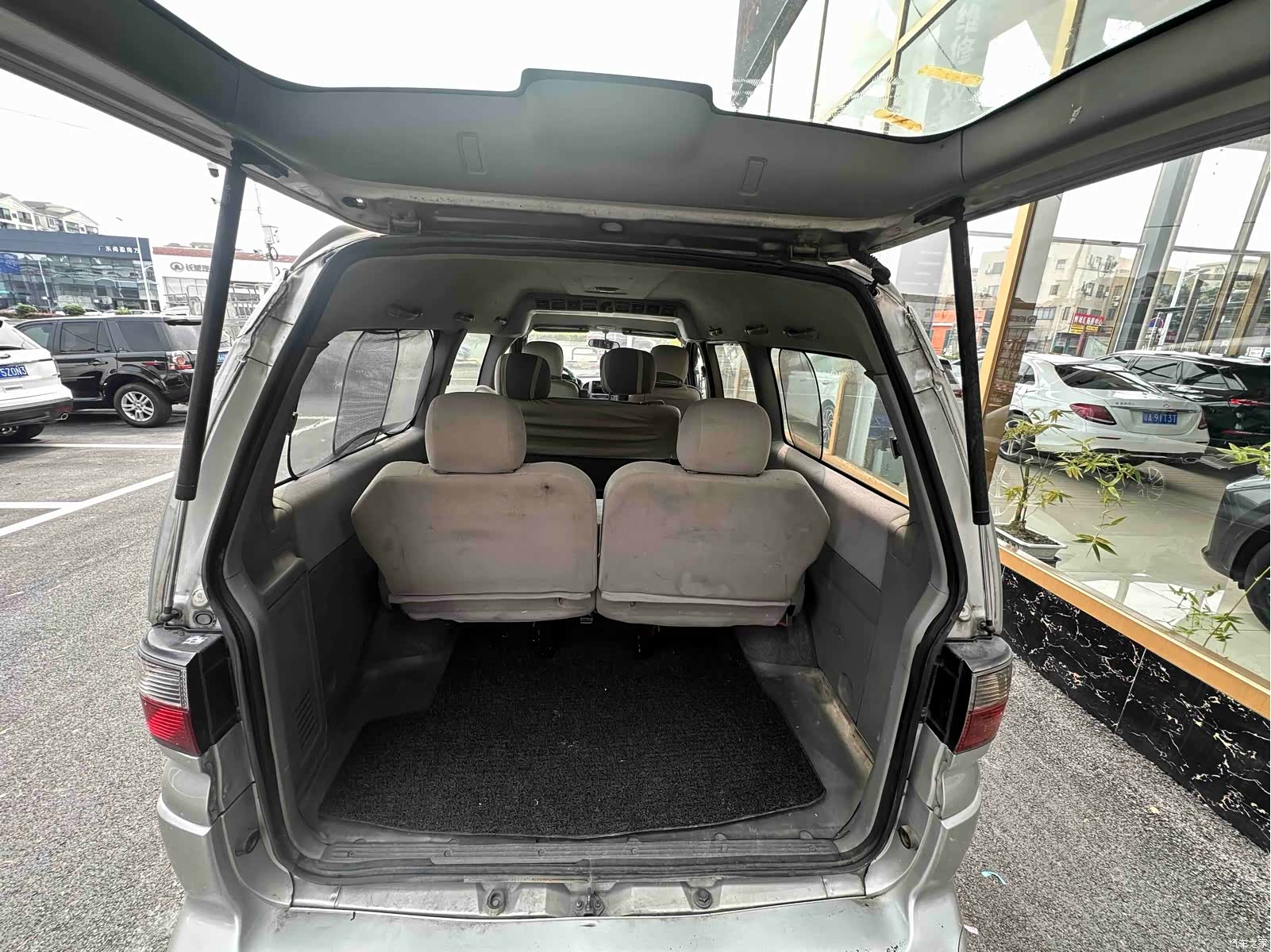 DongFeng G63, 2009 7