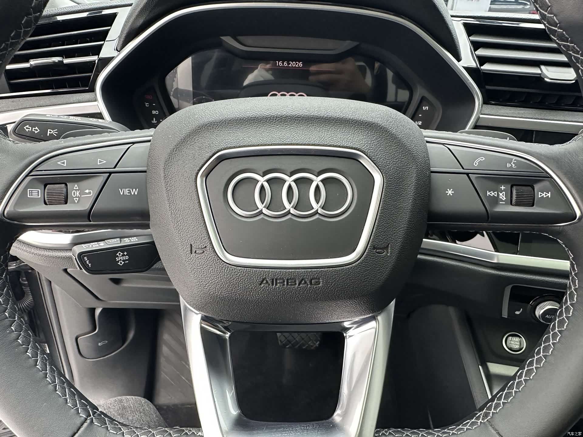Audi Q3, 2022 14