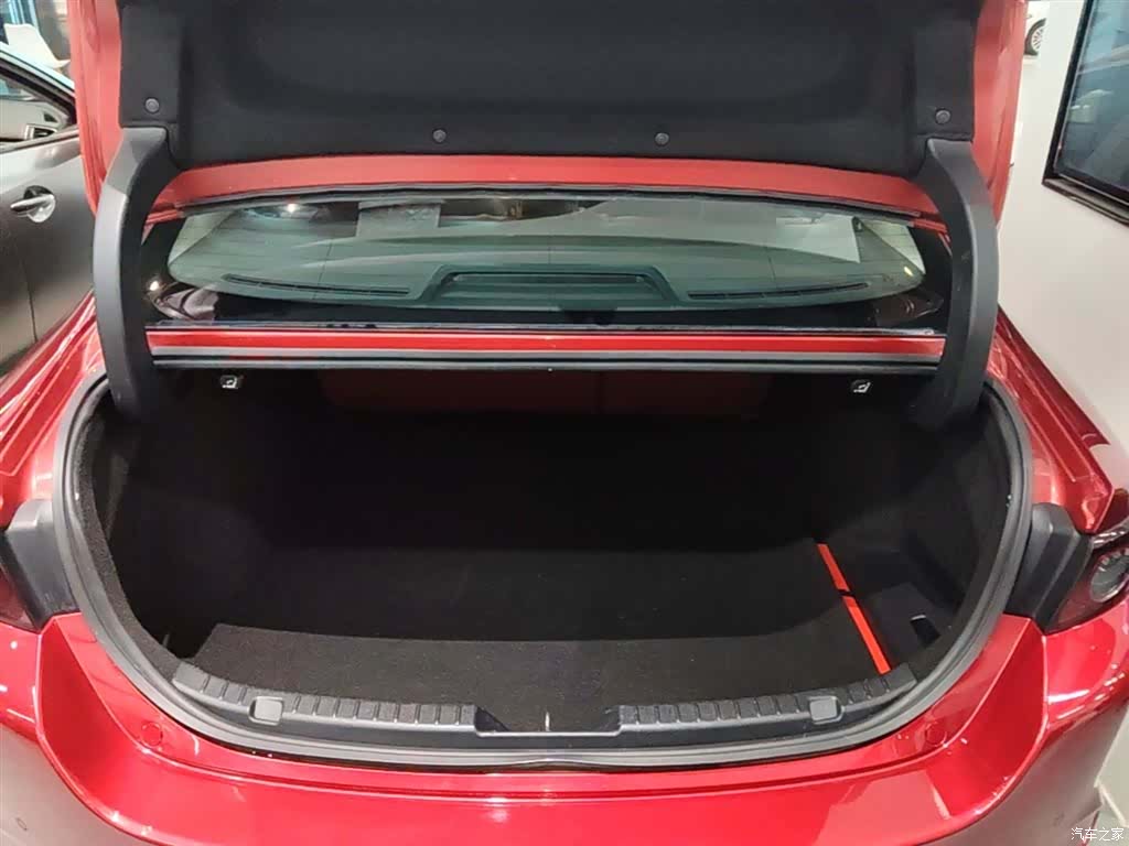 Mazda Mazda3, 2020 19