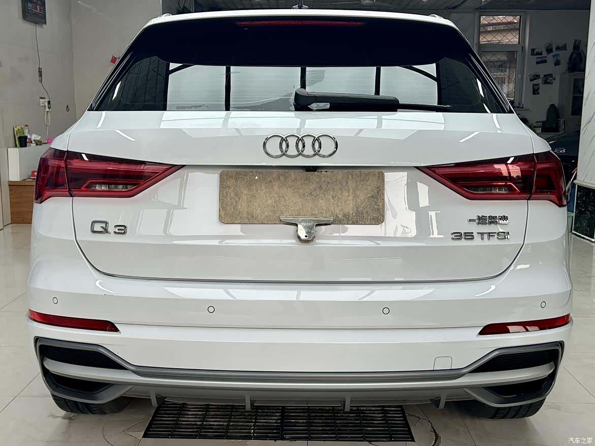 Audi Q3, 2023 все фото