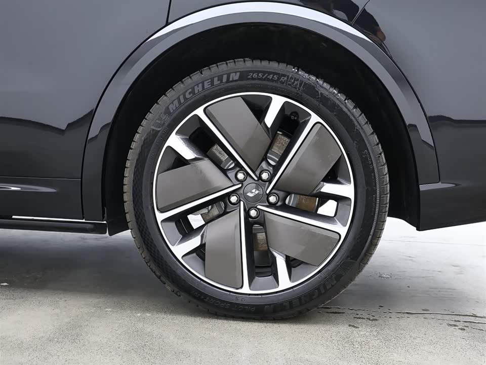 Li Auto Ideal L9