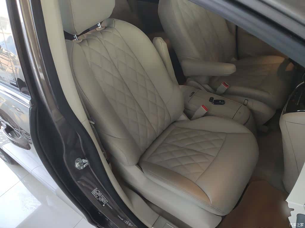 Buick GL8, 2022 20
