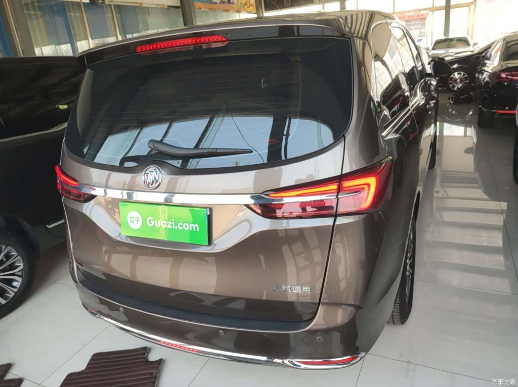 Buick GL8, 2022 4