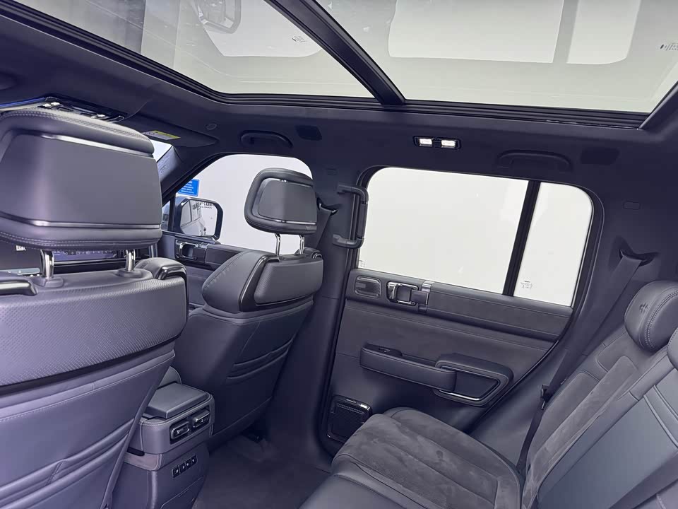 BYD Leopard 5 BYD Leopard 5