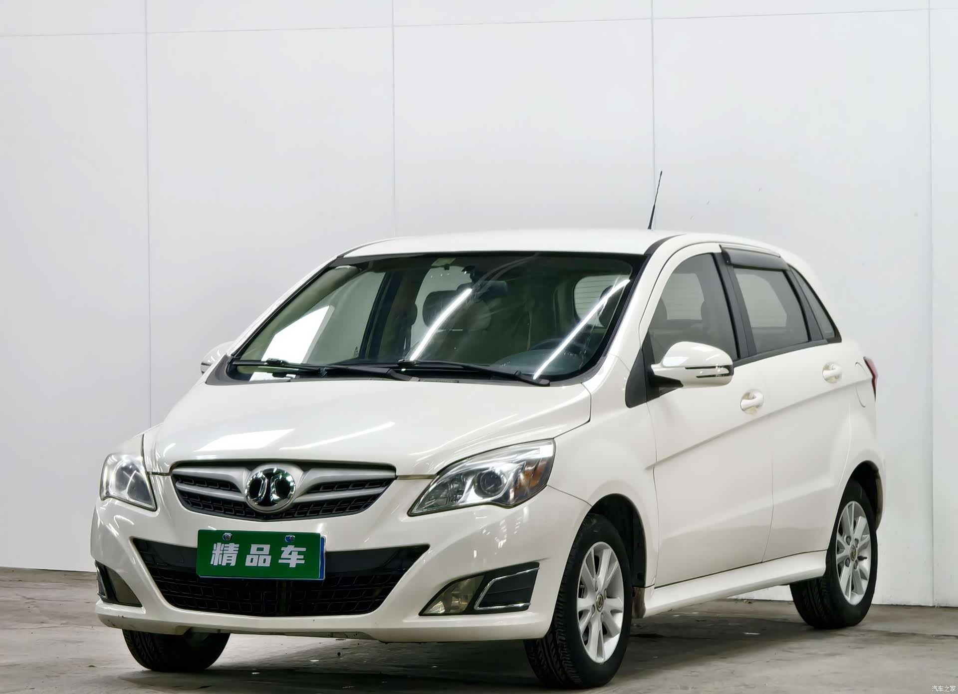 BAIC E Series, 2015 1