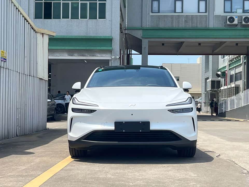 NIO L60